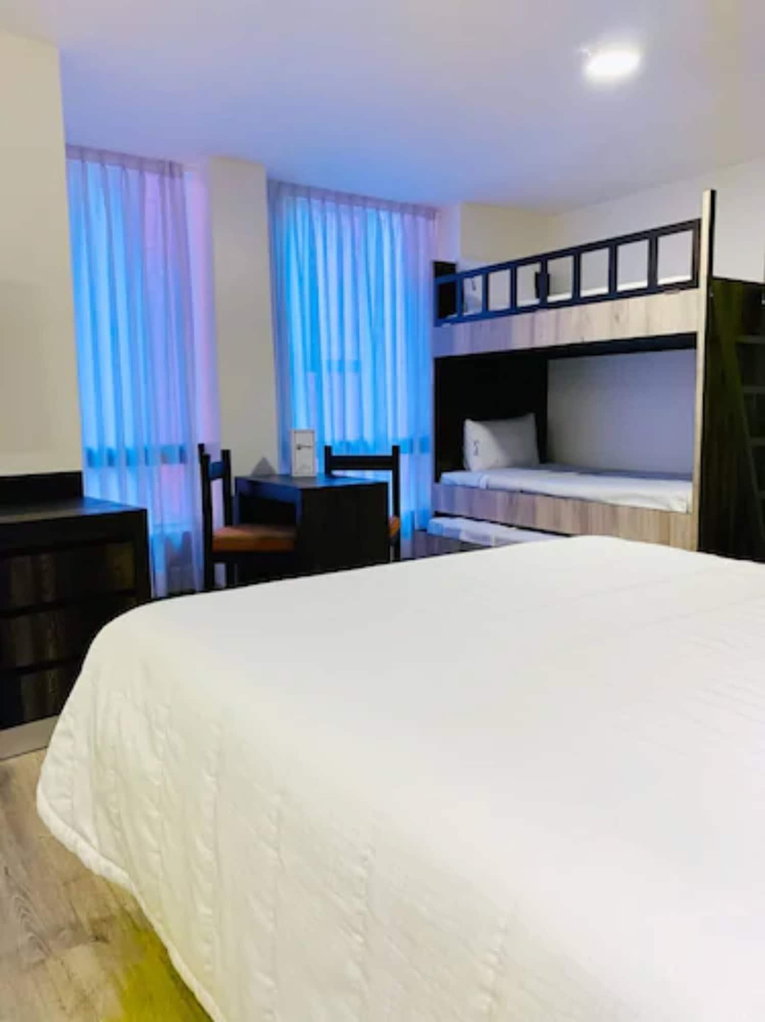 Lepanto Reforma 4* Mexico City